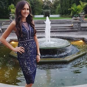 Meet your Posher, Marisa